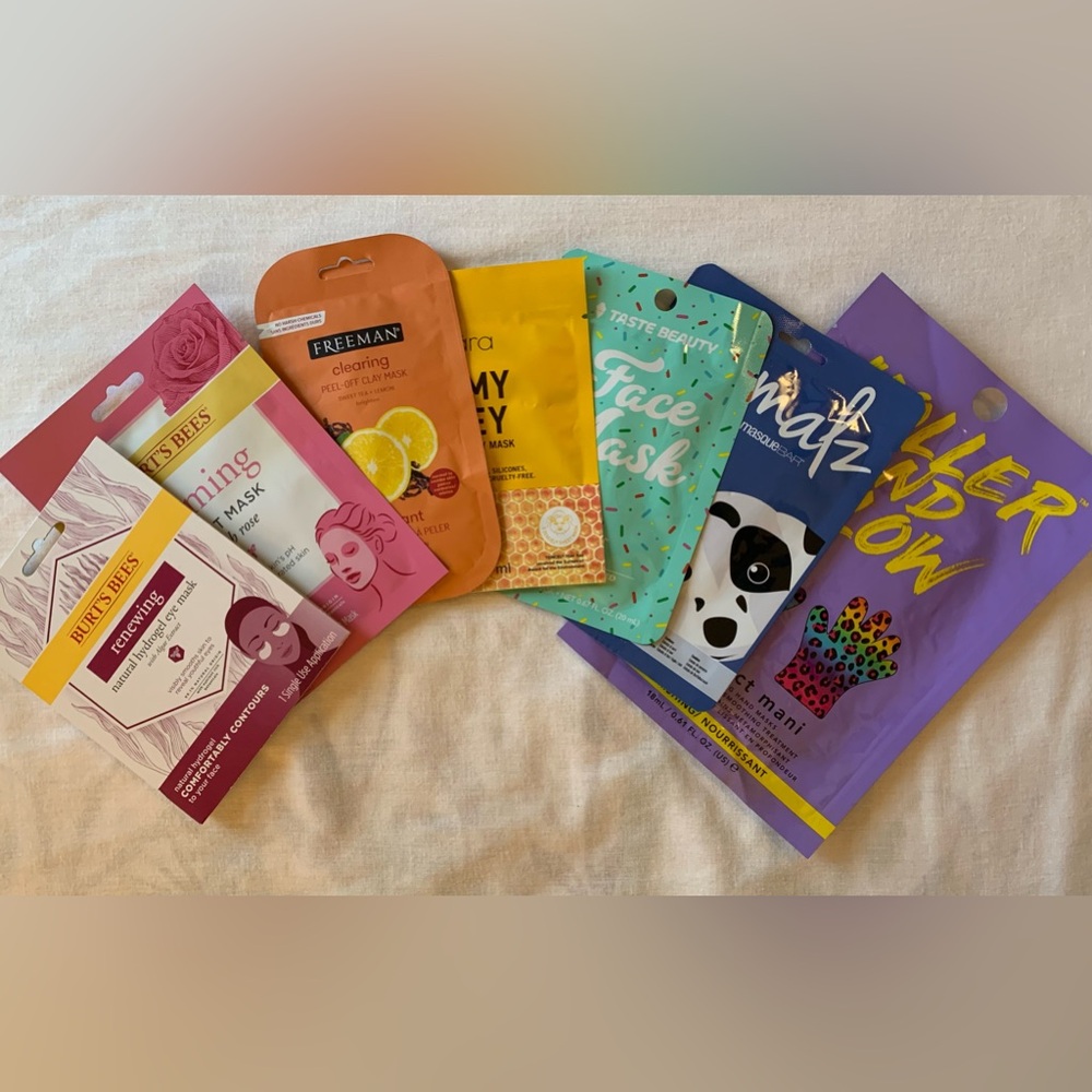 NIB - Bundle of 7 Masks ( 4 Face Masks + 1 Hand Mask + 1 Eye Mask)